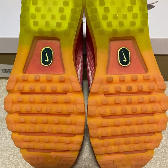 Nike Air Max Pink Neon Size 8. Only worn twice! They don’t match a lot of things - Picture 2 of 2